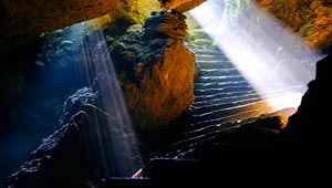 mahendra cave